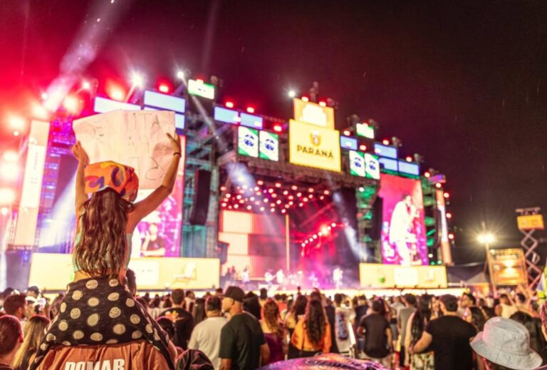 Shows em Matinhos atraem público no segundo fim de semana