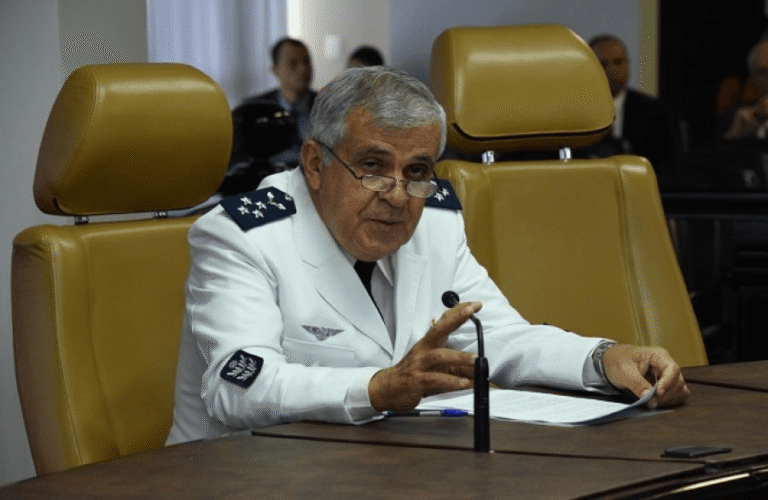 Defesa de Jair Bolsonaro solicita afastamento de ministro do STM no processo sobre patente militar