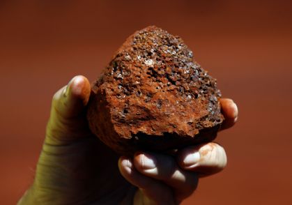 Exportação recorde de minério de ferro do Brasil ultrapassa 416 milhões de toneladas em 2025
