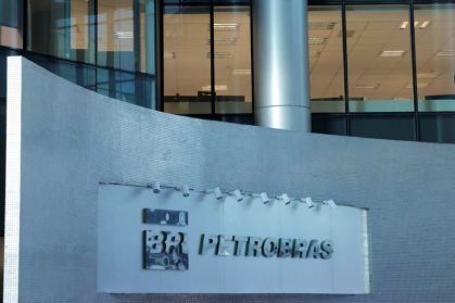 Petrobras lidera valorização entre petroleiras globais após escalada no Oriente Médio