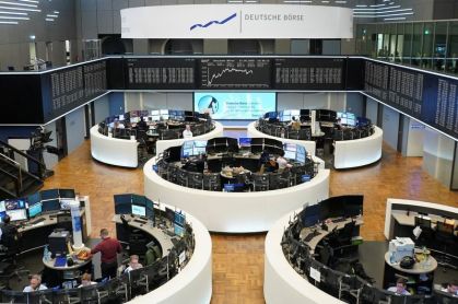 Bolsas da Europa caem com tensões geopolíticas e discurso de Trump em Davos