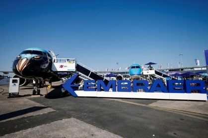 Embraer busca ampliar produção após salto de pedidos de jatos regionais