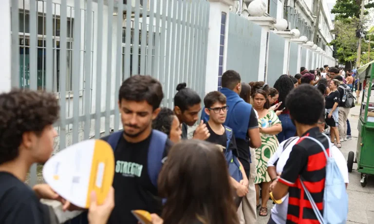 Governo amplia orientações digitais para candidatos do Enem 2026