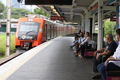 Serviço especial do metrô e cptm no fim de semana pós-Carnaval em São Paulo