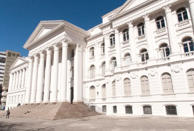 Ufpr amplia acesso com cursos gratuitos de idiomas em 2026