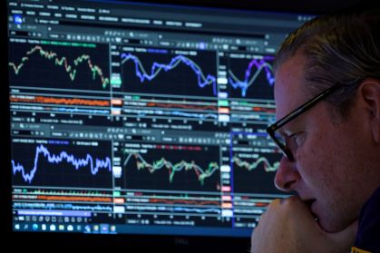 Bolsas dos EUA sobem com liquidação de commodities e expectativas econômicas
