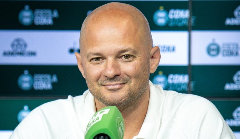 Coritiba busca reforço de peso para o ataque na temporada 2026