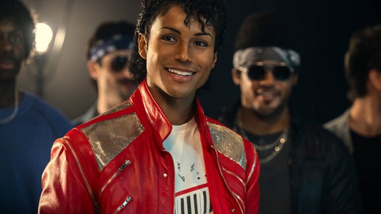 Filme de Michael Jackson bate recorde mundial de bilheteria