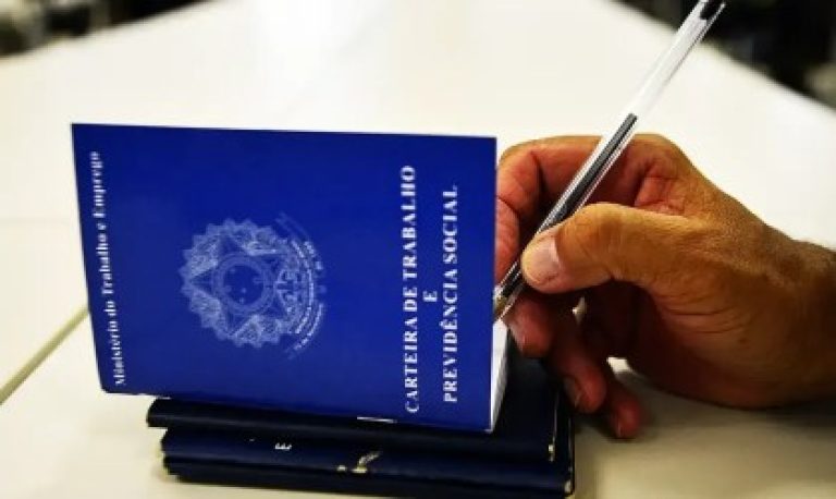 Projeto do governo sobre 6x1 enfrenta críticas por ilegalidade e impactos econômicos