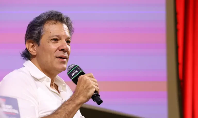 Fernando Haddad analisa domínio da classe dominante sobre o Estado brasileiro
