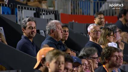 Zico é ovacionado no Rio Open e destaca presença de Carlo Ancelotti