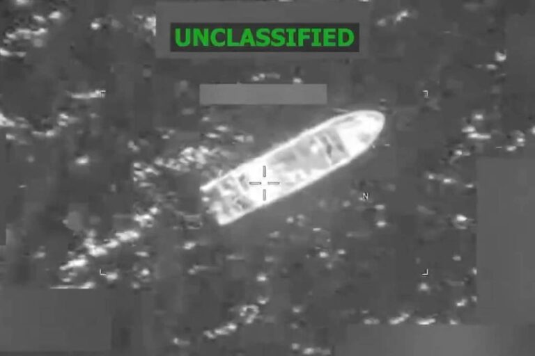 Eua intensificam ataque a embarcações no Pacífico contra narcoterroristas