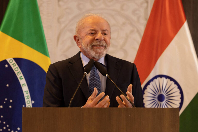 Lula reafirma que Brasil rejeita nova Guerra Fria em diálogo com Trump