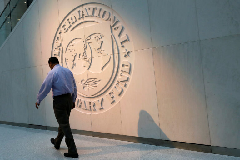 Fmi aponta resiliência da economia brasileira e prevê crescimento de 2,5%