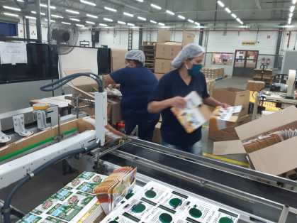 Recuo da indústria do Brasil se intensifica no começo de 2026, revela PMI