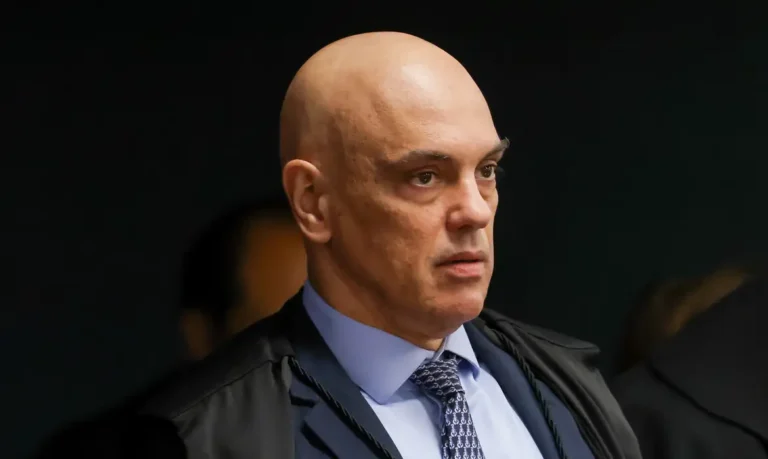 Moraes afirma que juiz pode receber por palestra e ser acionista de empresas