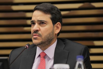 Messias intensifica diálogo para assegurar aprovação histórica no Senado