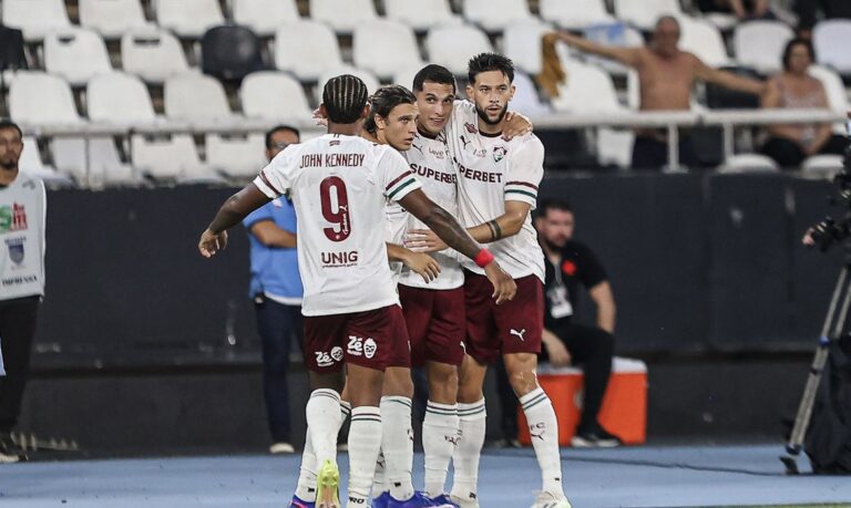 Fluminense abre vantagem sobre Vasco nas semifinais do Carioca