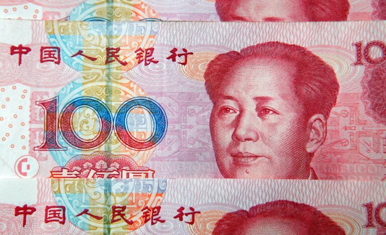 Brasil anuncia emissão inédita de títulos em iuanes durante missão à China