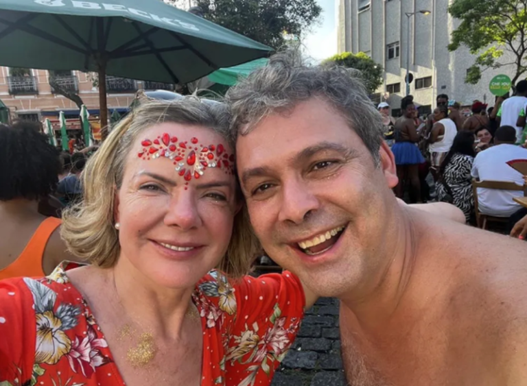 Carnaval nas bases eleitorais reforça visibilidade política dos parlamentares