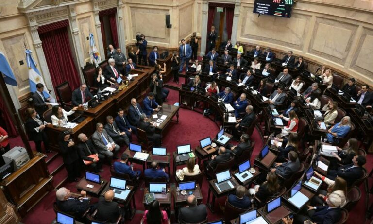 Senado da Argentina aprova reforma trabalhista de Javier Milei