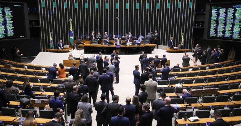 Centrão influencia mudança decisiva no PL antifacção em 2026