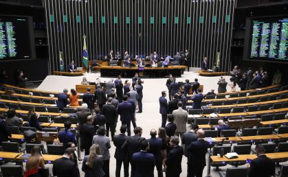 Oposição intensifica pressão por sessão conjunta no Congresso Nacional