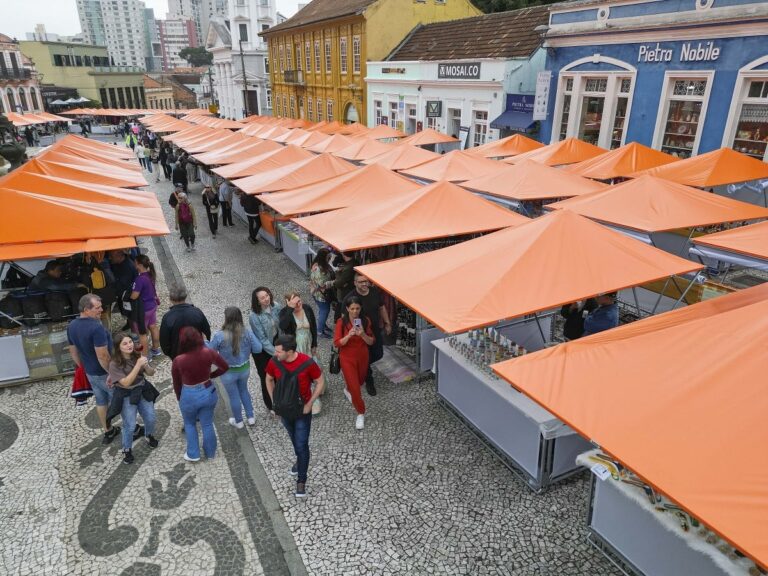 Feiras livres em Curitiba oferecem programação diversificada neste domingo