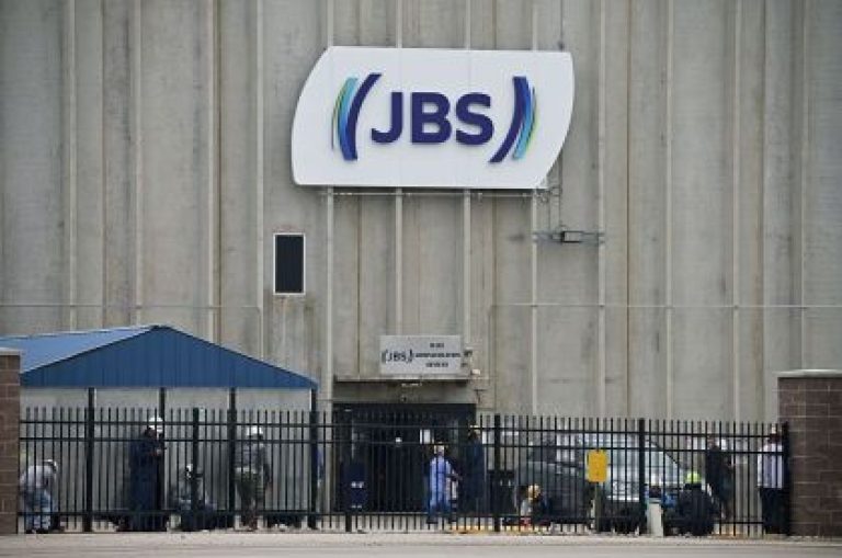 JBS fecha acordo provisório com trabalhadores em greve nos EUA