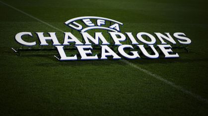 Champions League reúne clubes tradicionais em disputa decisiva nos playoffs