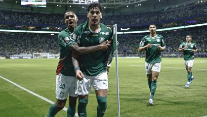 Palmeiras busca manter liderança em confronto decisivo contra Bragantino