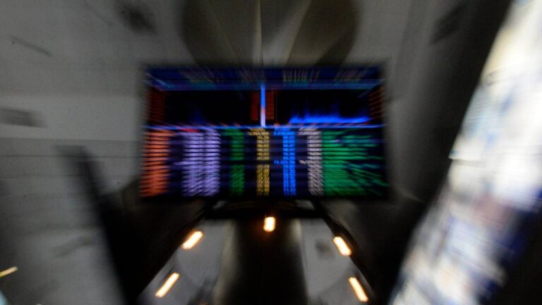 Ibovespa recua 1% em meio à instabilidade no Oriente Médio e expectativa pela Superquarta