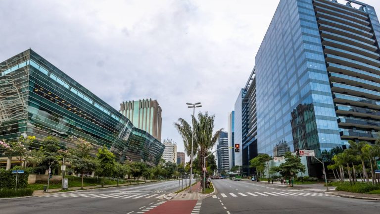 Diretoria de relações institucionais da cnseg inicia nova gestão com foco em avanços regulatórios