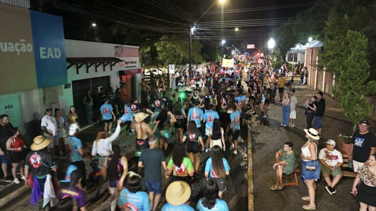 Carnaval de Tibagi movimenta turismo e economia local em 2026