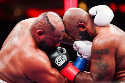 Jarrell Miller perde peruca durante luta no Madison Square Garden