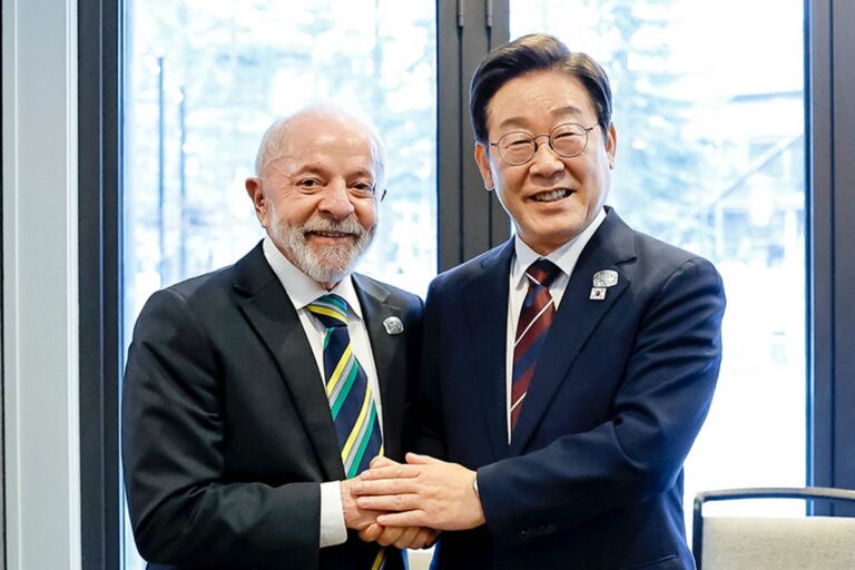 Lula intensifica parceria comercial em visita à Coreia do Sul