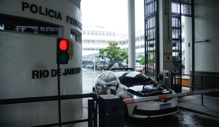 Polícia federal pede autonomia para investigações em meio a disputas com stf