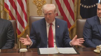 Trump questiona viabilidade de acordo de paz com Irã em meio a conflito crescente
