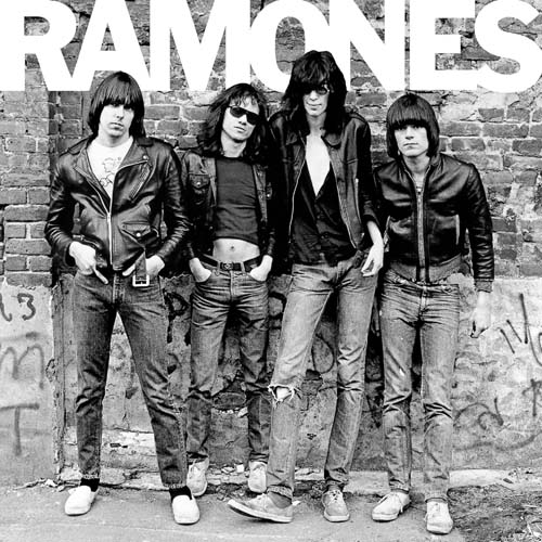 ramones transforma o rock com estreia seminal do punk em 1976