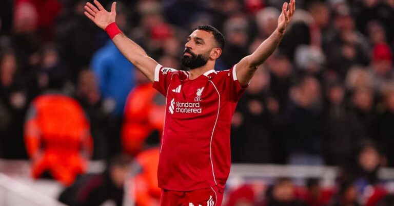 Salah pode conquistar mais títulos no Liverpool antes de sair