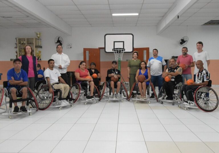 Prefeitura de ponta grossa fortalece basquete em cadeira de rodas para inclusão social