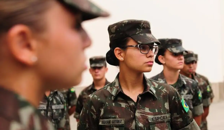 Exército avança com incorporação histórica de mulheres recrutas no Rio de Janeiro