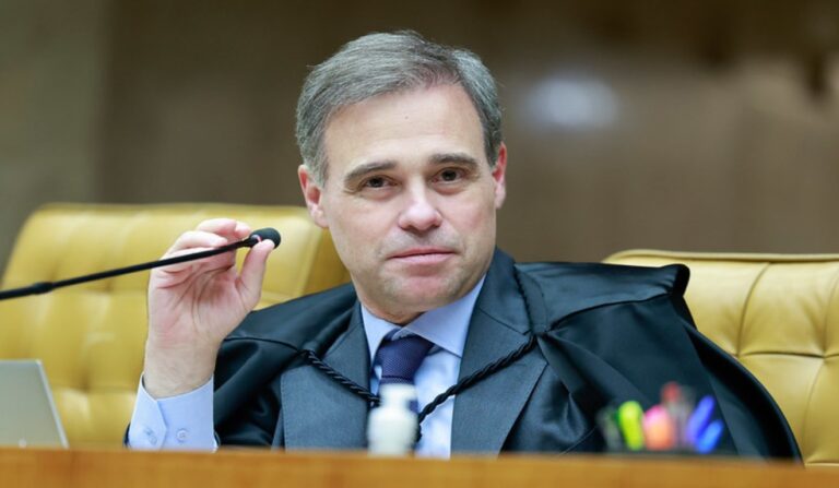 André Mendonça autoriza investigação ampla da Polícia Federal no Banco Master