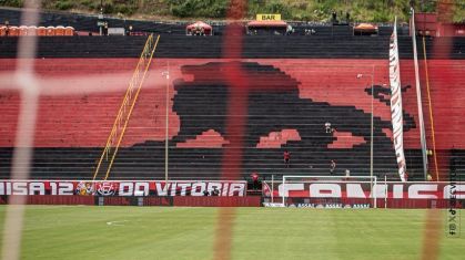 Vitória e Flamengo se enfrentam pelo Brasileirão com escalações definidas