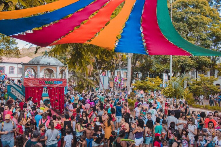 Carnaval 2026 começa com calor intenso em grande parte do Brasil