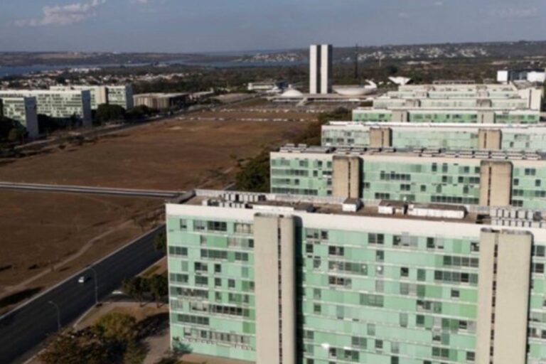 Governo federal projeta gastos de r$ 3,8 bilhões em benefícios para servidores em 2026