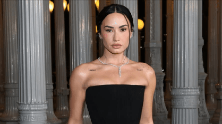 Demi Lovato detalha comeback com Joe Jonas e Selena Gomez em nova turnê