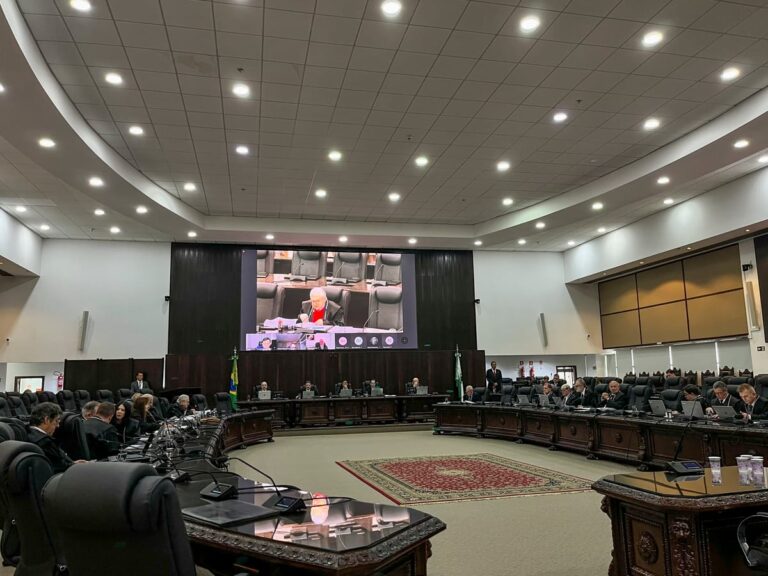 TJ Paraná revoga penduricalhos que custariam como a ponte de Guaratuba