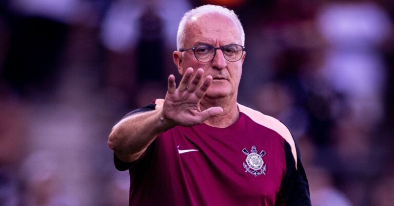 Corinthians busca novo técnico após saída de Dorival Júnior