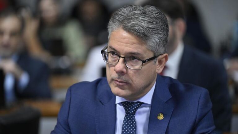 Alessandro Vieira rompe com governador de Sergipe e muda disputa ao Senado